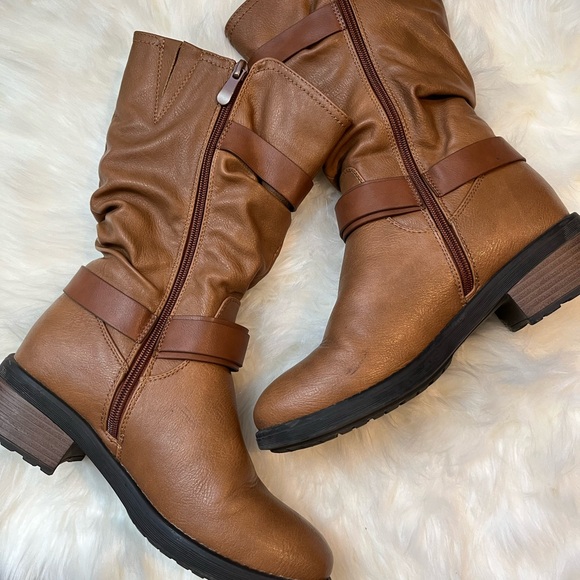 Dream Pairs winter boots!!! - Picture 4 of 6